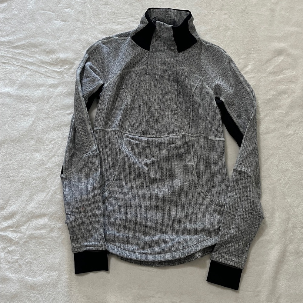 Lululemon Athletica Gray and Black Quarter-Zip Pullover - Picture 8 of 13